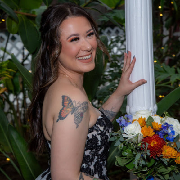 Meet your Posher, Noelani - Picture 1 of 1